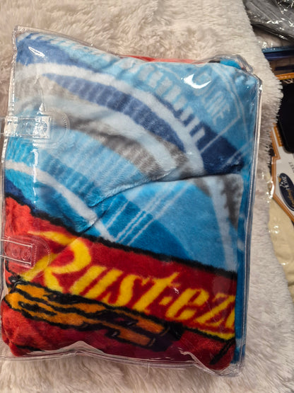 TWIN RASCHEL BLANKET CARS